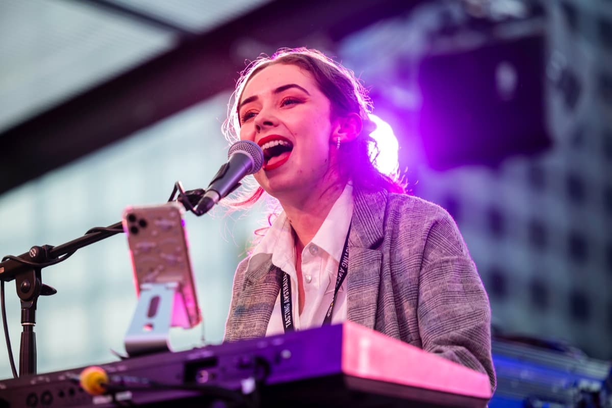 Singer + Keys